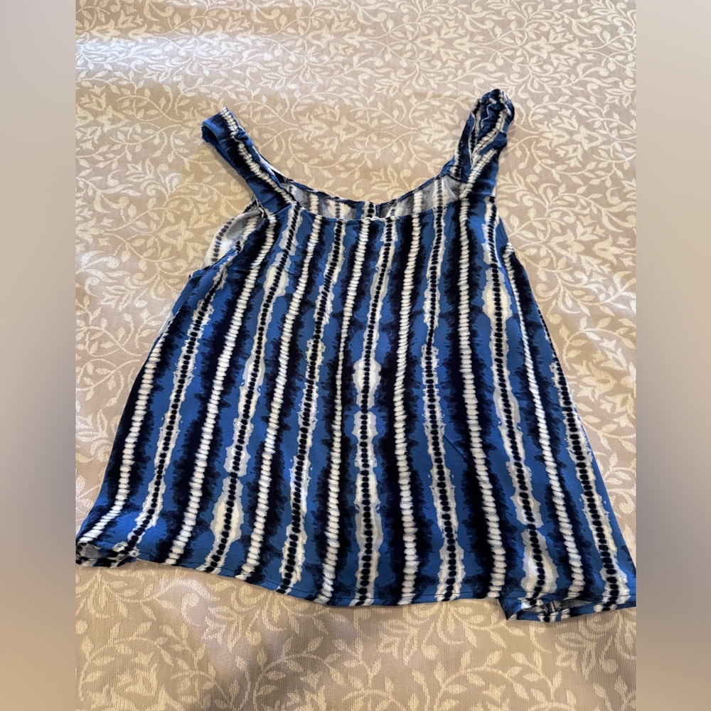 Cupio Lace-Trimmed Garment - Picture 4 of 10
